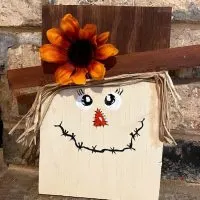 DIY Scarecrow Wood Sign