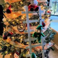DIY Christmas Elf Ladder
