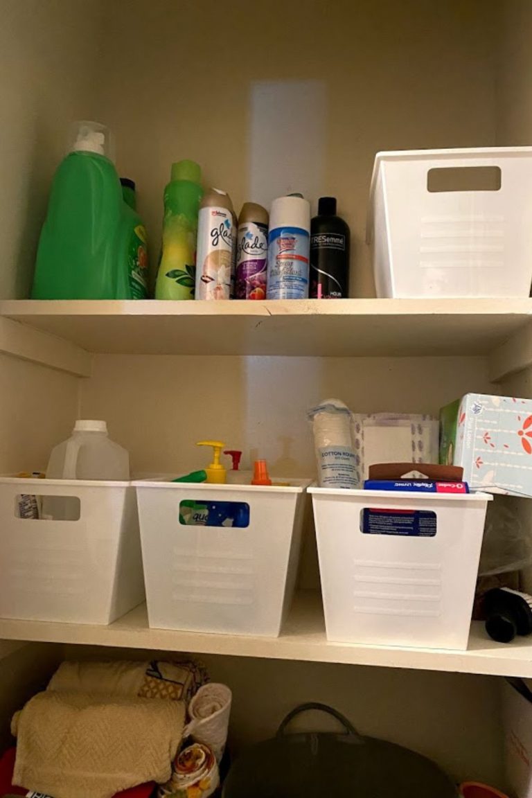 DIY Dollar Tree Linen Closet Organization