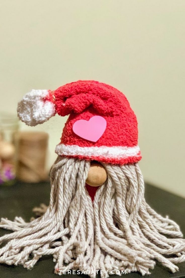 BudgetFriendly Crafting Making A DIY Mop Gnome