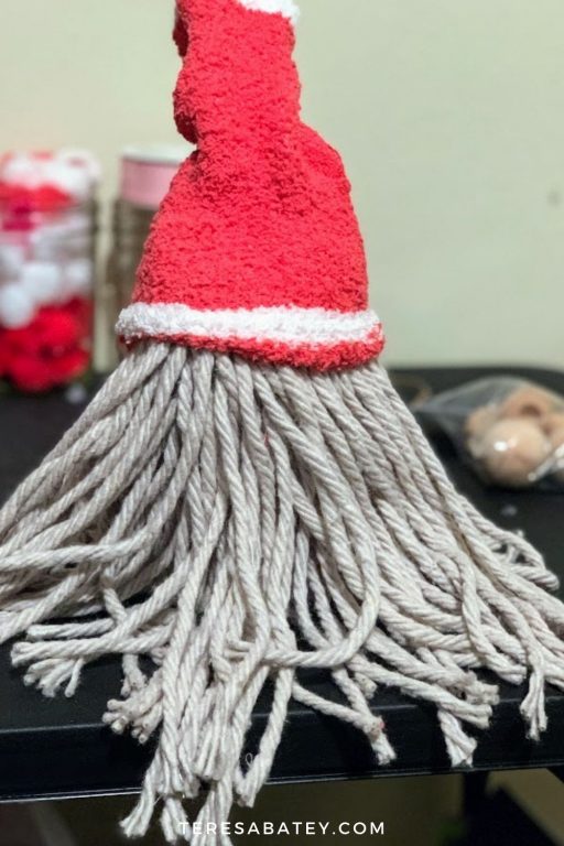 BudgetFriendly Crafting Making A DIY Mop Gnome