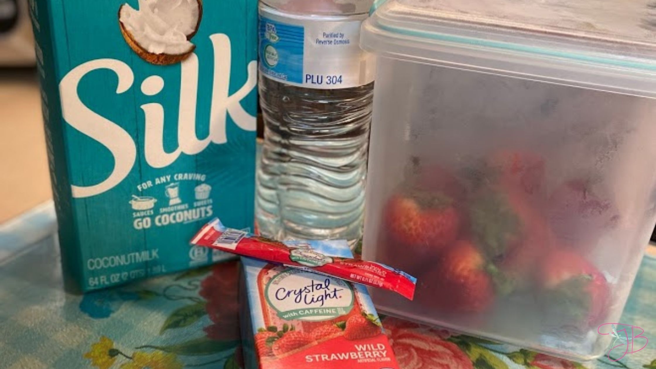 Sip & Save: How To Make A DIY Starbucks Pink Drink At Home